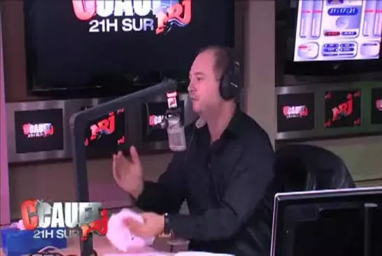 Cauet appelle un docteur complètement ouf sur NRJ