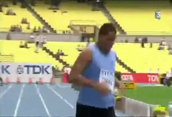 Un athlète de Tuvalu est le principal concurent d’Usain Bolt sur 100 mètres !