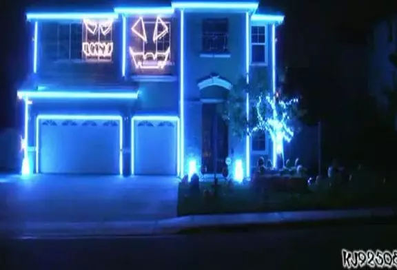 Party Rock Anthem en son et lumière sur une façade de maison !