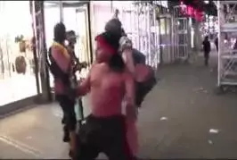 Un groupe de jeunes se font apeller le gang des Mortal Kombat !!