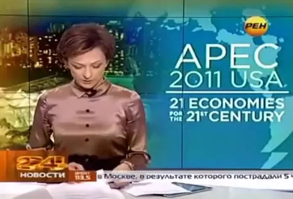 Une journaliste russe fait un doigt d’honneur en prononçant le nom de Barak Obama !