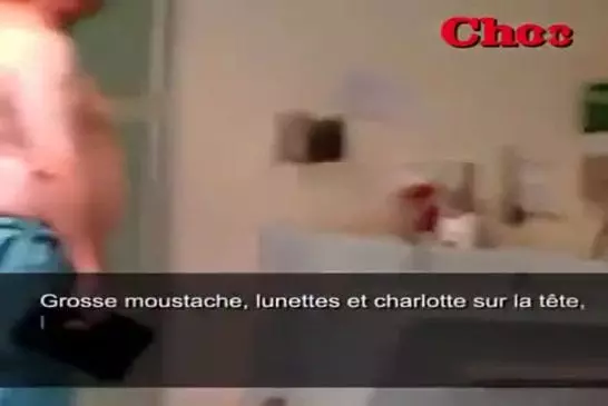 Un chirurgien opère ses patients torse nu malgré les règles d’hygiènes !