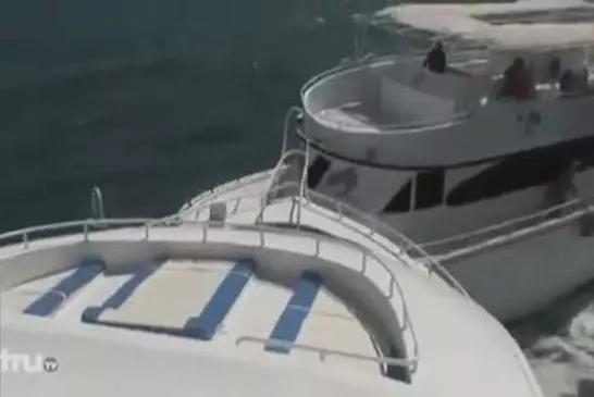 Une belle collisison de yacht !