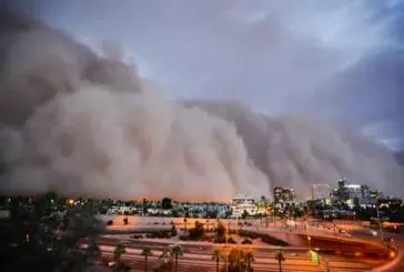 Une immense tempête de poussière