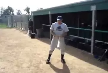 Jamais vu un joueur de Base-ball faire cela