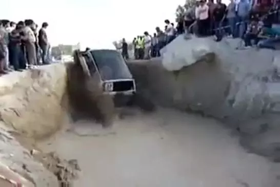 Un 4X4 qui passe tous les obstacles !