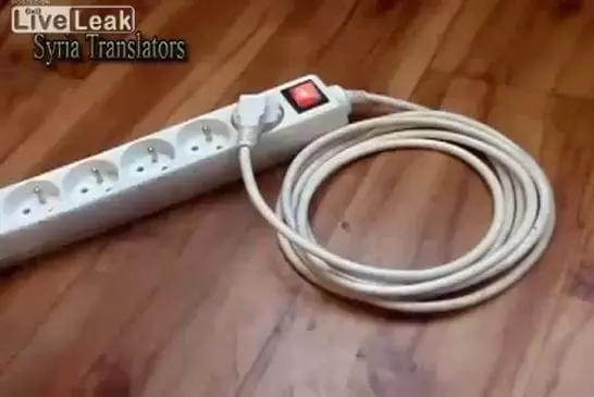 Il produit de l’électricité sans prise !
