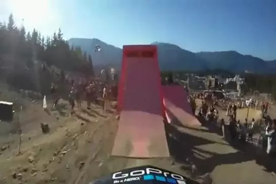 Slopestyle avec une caméra embarquée