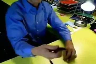 Jongler avec des stylos