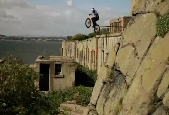 Danny MacAskill - Retour à la maison