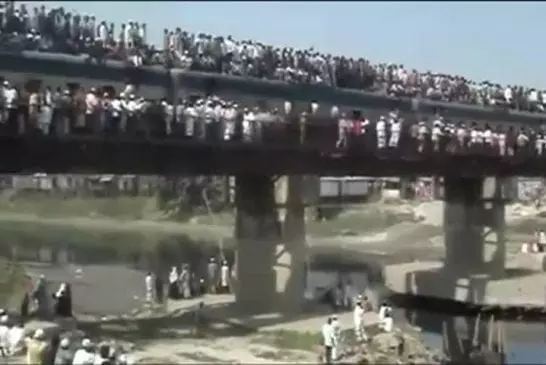 Un train bondé du Bangladesh