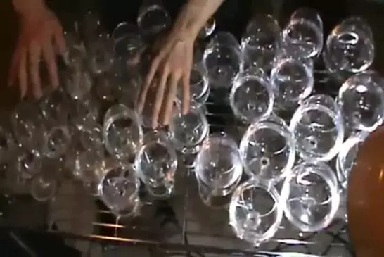 La musique d’Harry Potter avec des verres d’eau