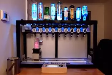 Une machine à cocktail
