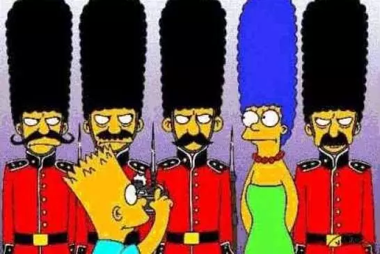 Marge Simpson en Angleterre