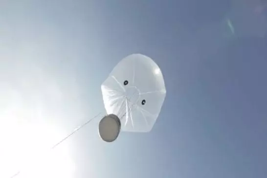 Saut de Felix Baumgartner version LEGO