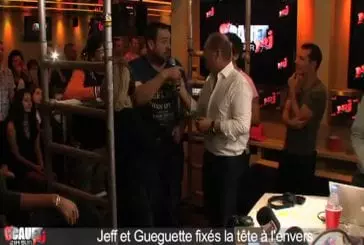 Jeff et Gueguette fixe s la te te a l envers - C Cauet sur NRJ
