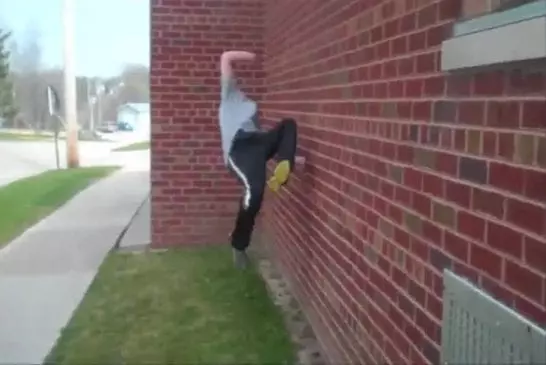 Incroyable parkour à 10 ans