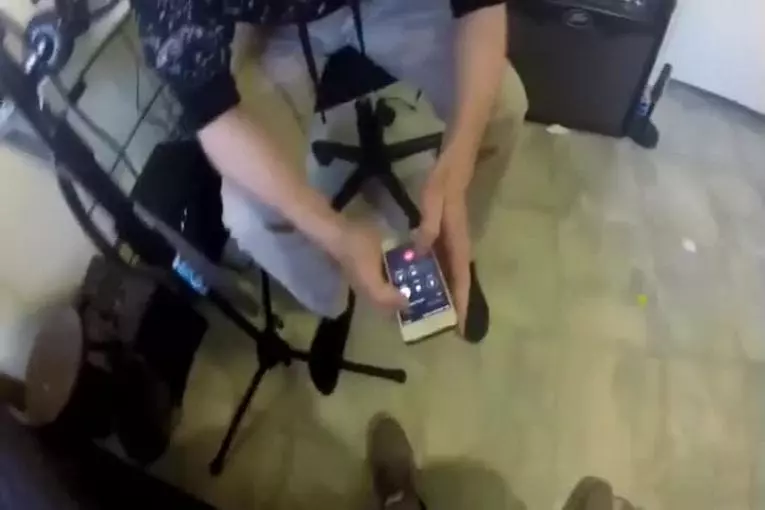 Blague du coup de téléphone