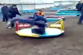 Quand les russes inventent une nouvelle attraction de l'extrême