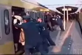 Trains bondés au Japon
