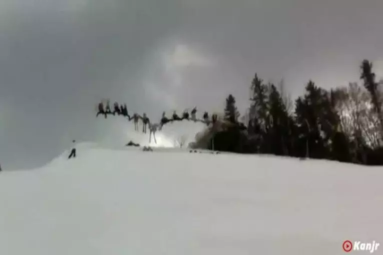 Ski backflip 30 personnes