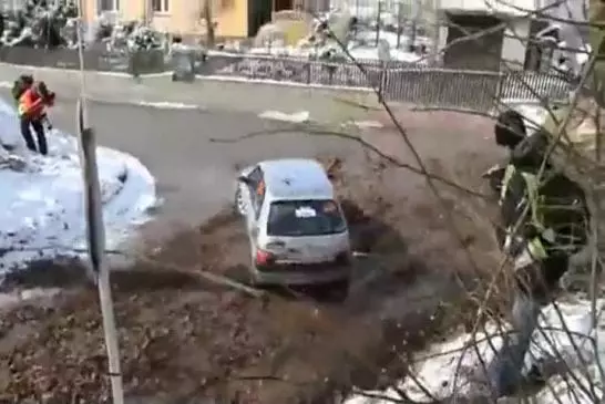 Voiture de rallye conduire comme un patron