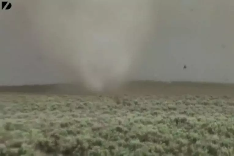 Tornades étonnantes