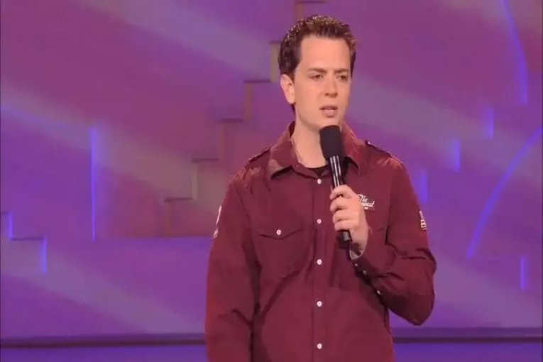Jay malone sur la scène de juste pour rire