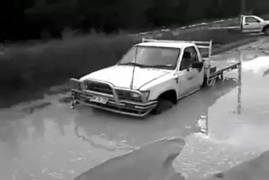 Mauvaise méthode pour extraire un 4x4 de la tourbière