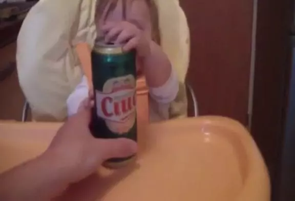 Bébé alcoolique