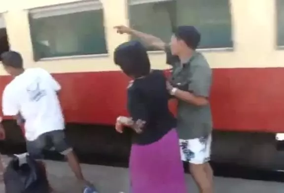 Comment prendre le train en marche au Myanmar