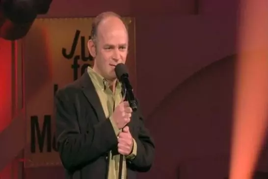 Todd barry en standup sur la scène de juste pour rire