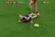 Attrapage insolite durant un match de football australien