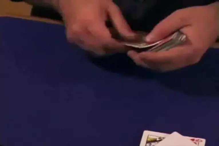 La blague des aristocrates en tour de cartes
