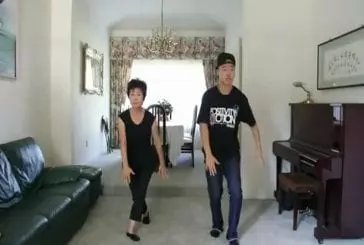 Maman danse le Gangnam Style