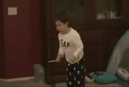 Enfant de 3 ans déjà chef d'orchestre