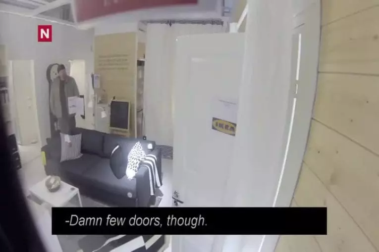 Piéger les gens dans un magasin Ikea