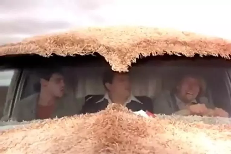 Le son le plus gênant dans le remix de monde