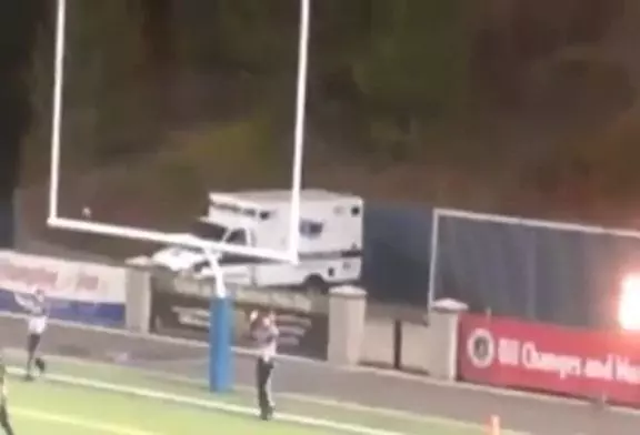 Lycéen frappe 67 but sur le terrain de la cour