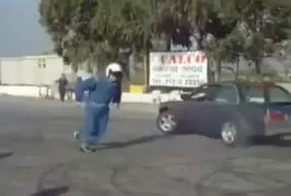 Dérive deux voitures à la fois