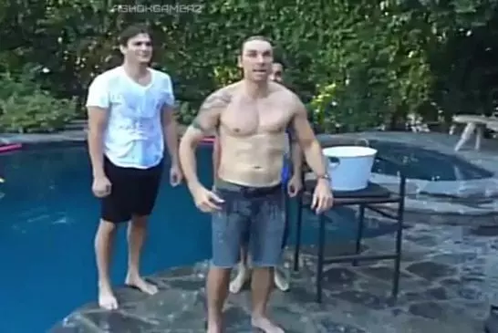 ALS Ice Bucket Challenge Bieber, Selena, Ronaldo, The Rock, Beckham, LeBron & More