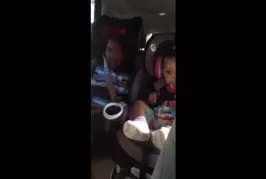 Garçon hurle sur sa maman pour qu’elle tombe enceinte