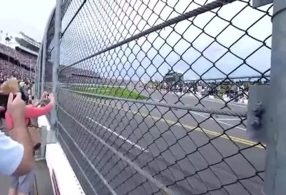 Ce qu’on rescend au bord d’une piste de Nascar