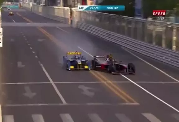 Heidfeld victime d'un terrible accident de F1 électrique