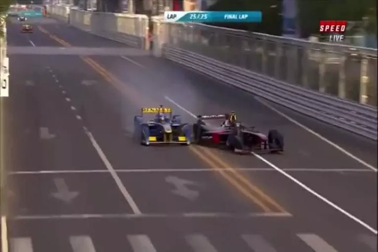 Heidfeld victime d'un terrible accident de F1 électrique