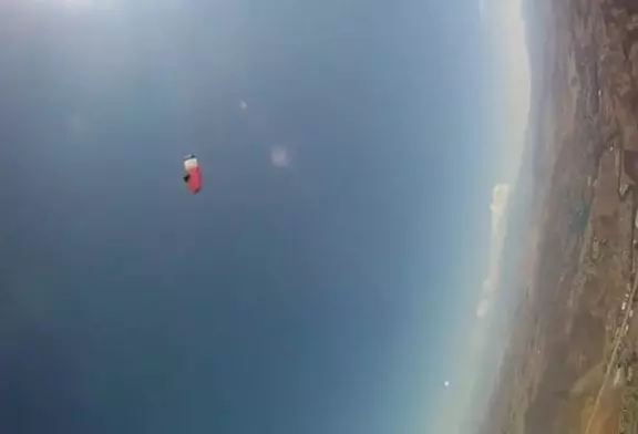 Comment ne pas wingsuit d’un avion