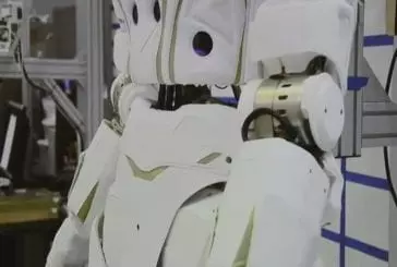 Robot de la NASA est étonnamment réaliste