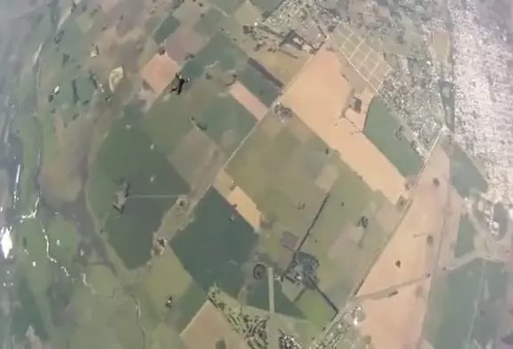 Parachutiste s'écrase au sol à cause d'un altimètre défaillant