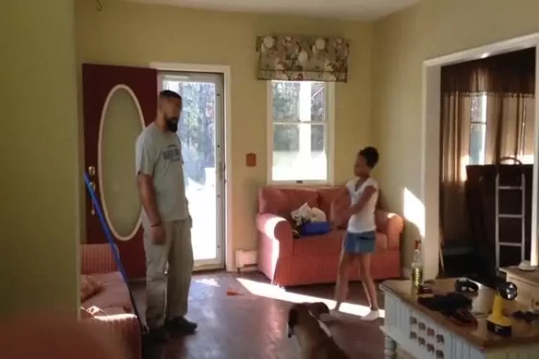 Papa vs bataille de danse de fille