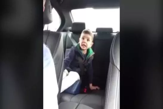 Ce petit est trop mignon
